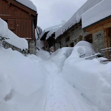 Alpehytte La Grange Hiver Village 1550m